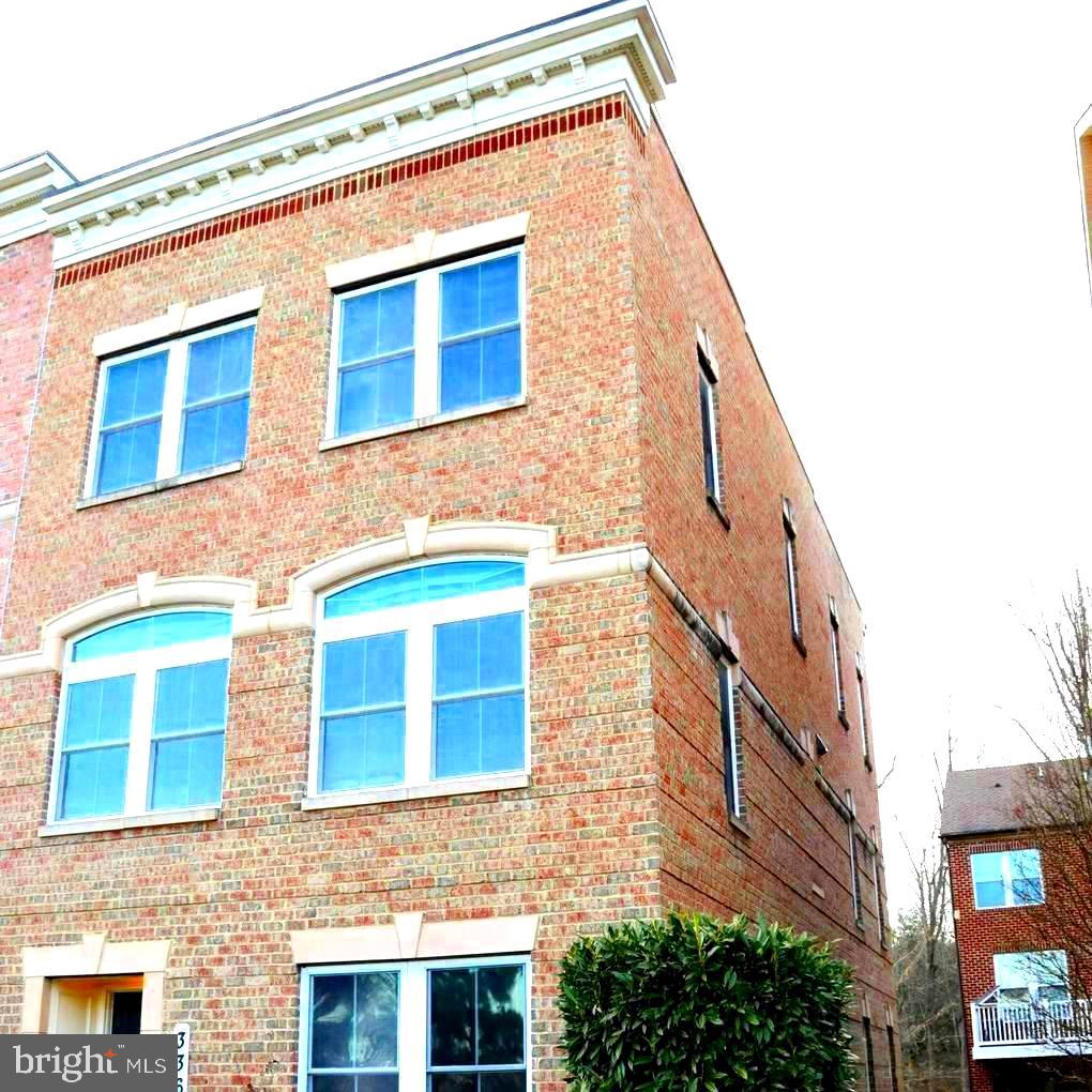 336 Grand Street Gaithersburg, MD 20878 - Photo 5 of 28 View of Town Home