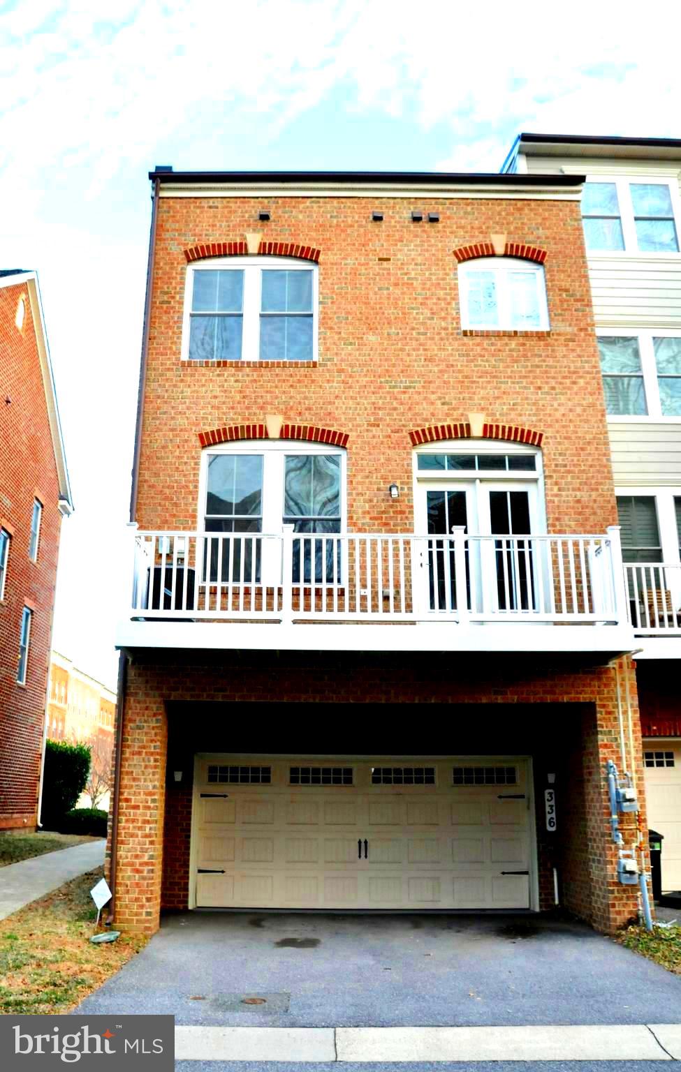 336 Grand Street Gaithersburg, MD 20878 - Photo 7 of 28 Rear 2 Car Garage