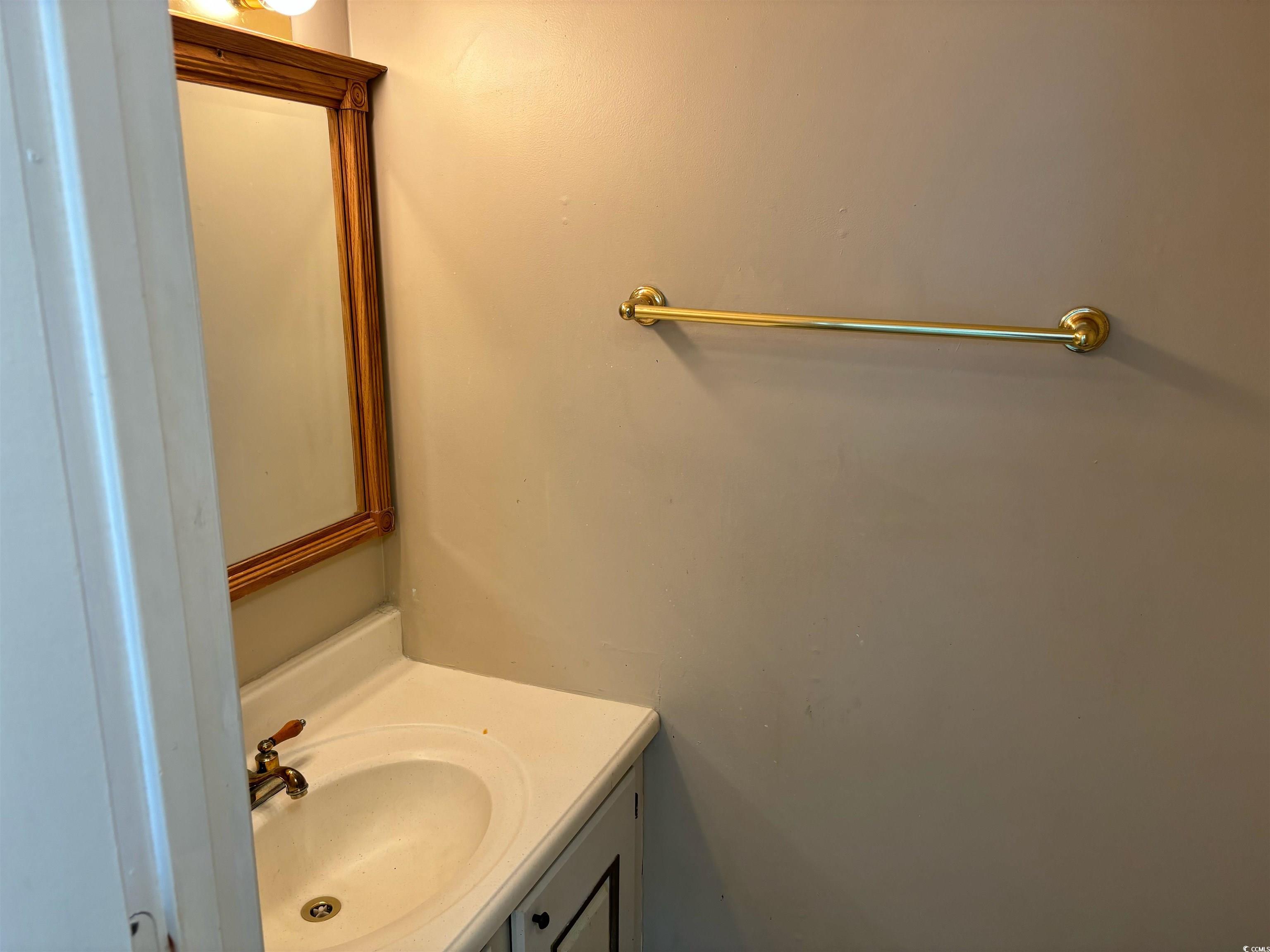 1025 Carolina Road, Unit G3 Conway, SC 29526 - Photo 8 of 11 Bathroom featuring vanity