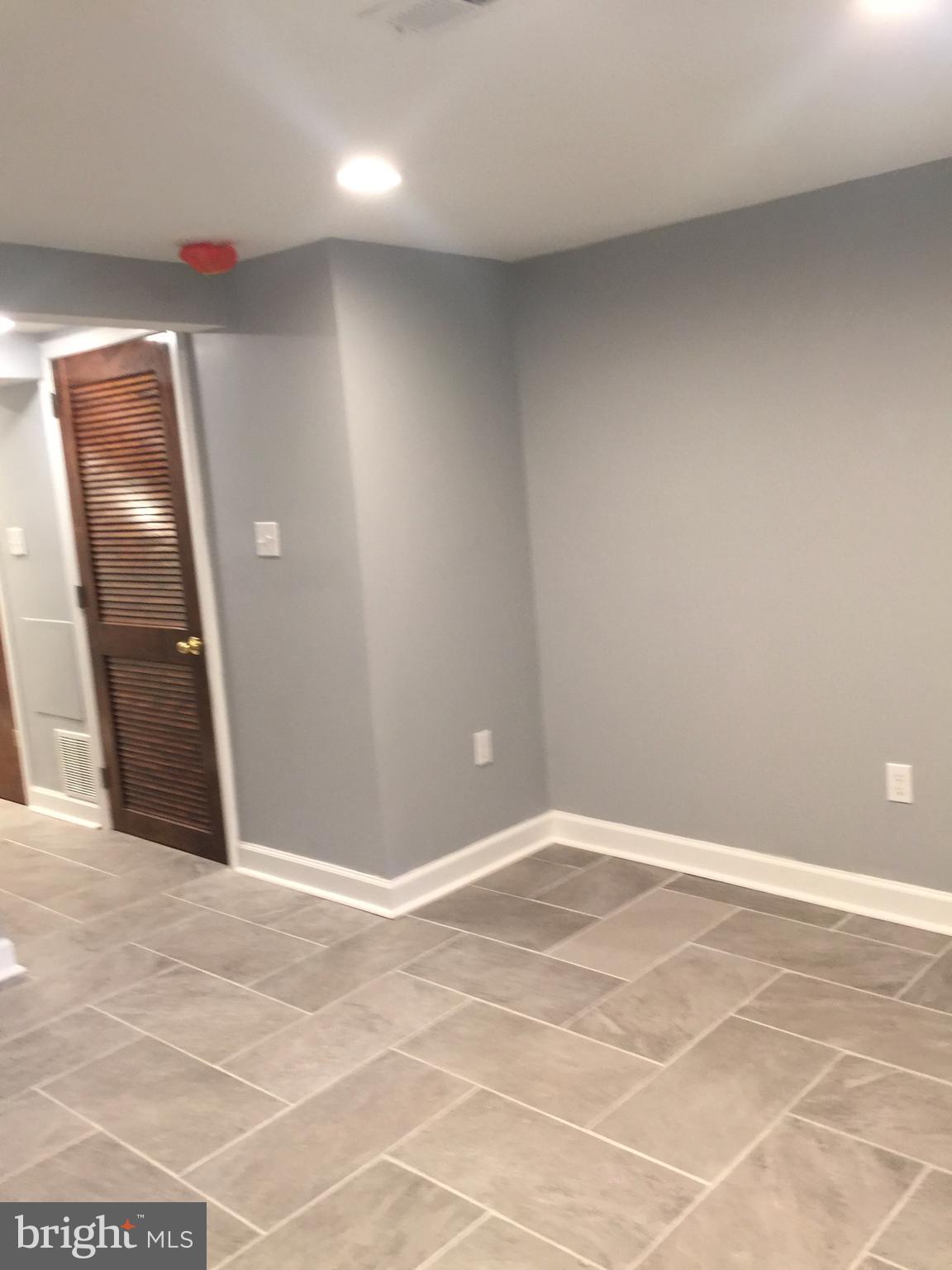 1049 Desoto Road Baltimore, MD 21223 - Photo 22 of 47 a view of an empty room