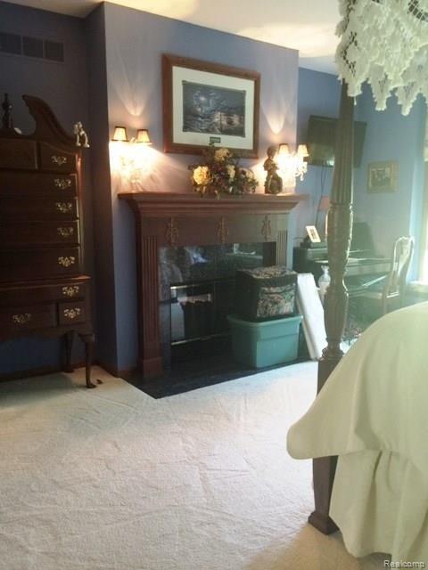 53325 Foss Road Macomb, MI 48042 - Photo 12 of 25 FullSizeRender (12).jpg