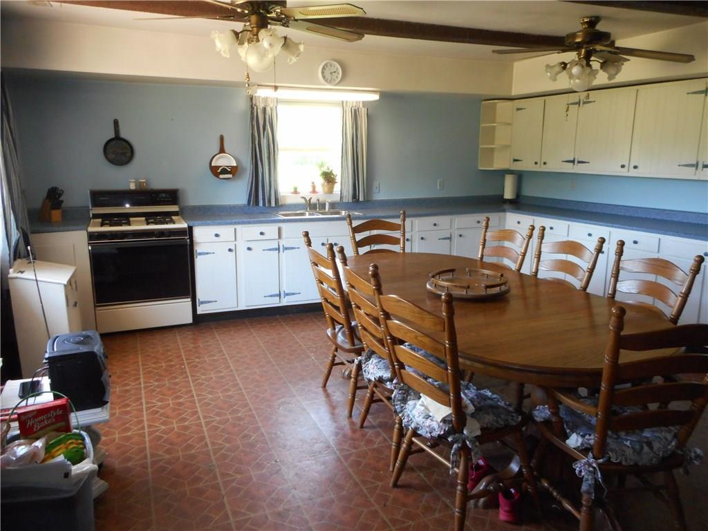4109 Springfield Xenia Road Springfield, OH 45502 - Photo 3 of 17
