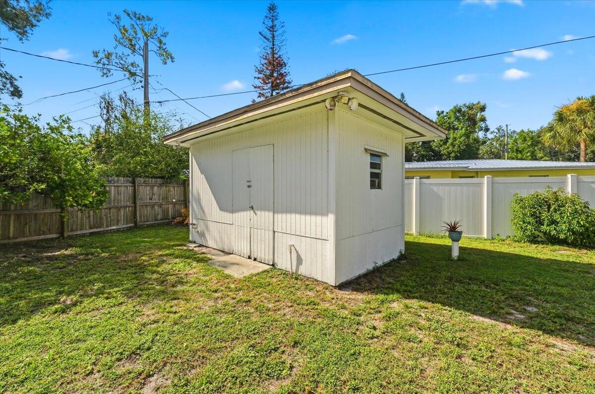 1408 New Jersey Road Lakeland, FL 33803 - Photo 52 of 58 55-Storage