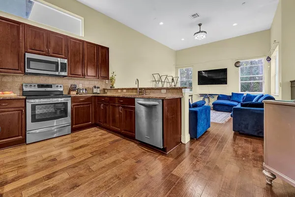 $785,000 | 7104 Northwest 48th Lane, Coconut Creek, FL 33073