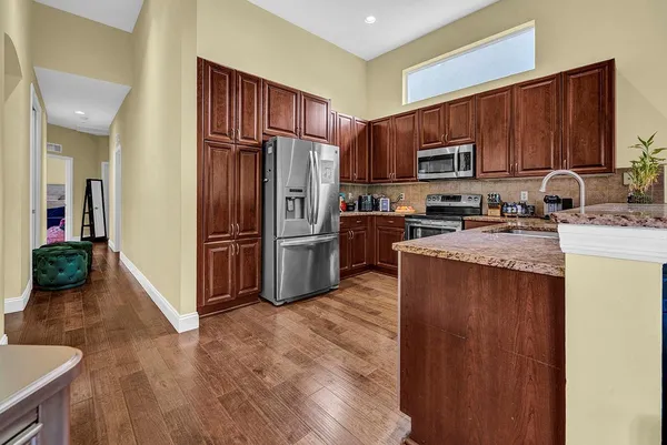 $785,000 | 7104 Northwest 48th Lane, Coconut Creek, FL 33073