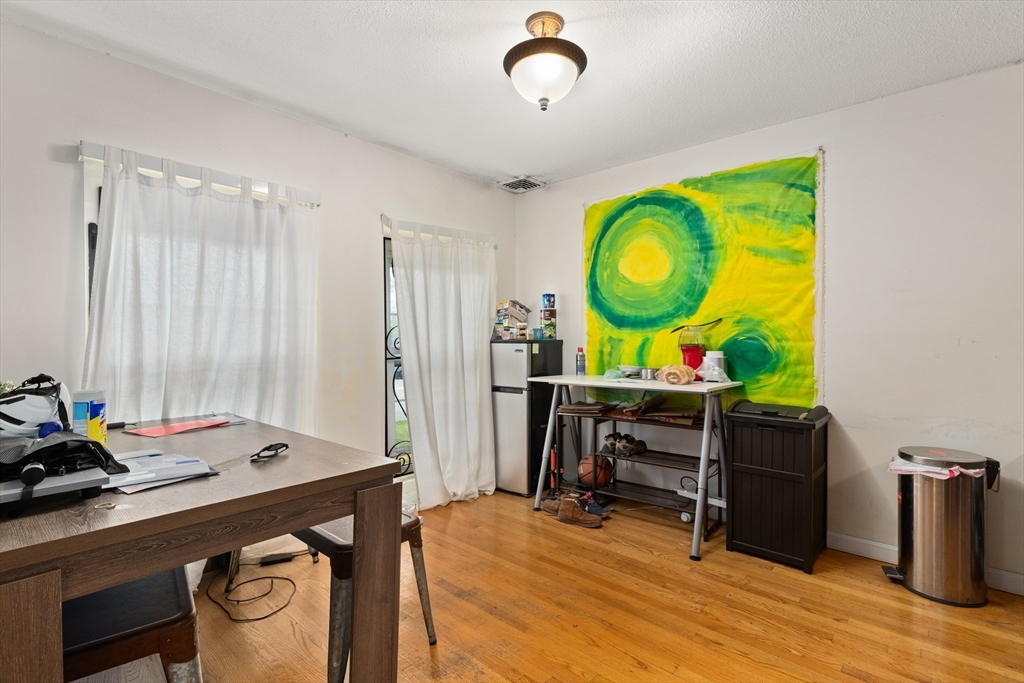 22 Austin Street Boston, MA 02129 - Photo 9 of 17