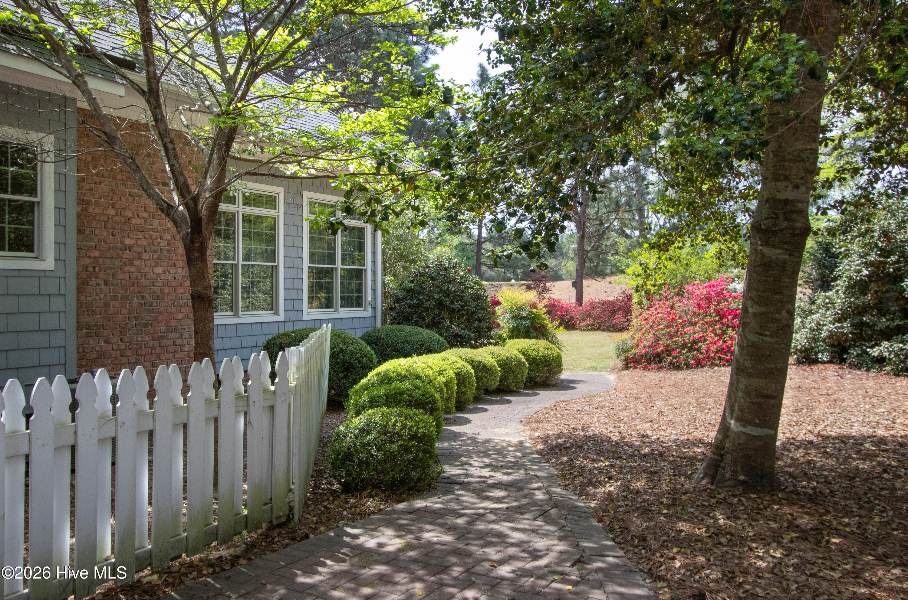 60 Oak Meadow Road Pinehurst, NC 28374 - Photo 48 of 67 Side1