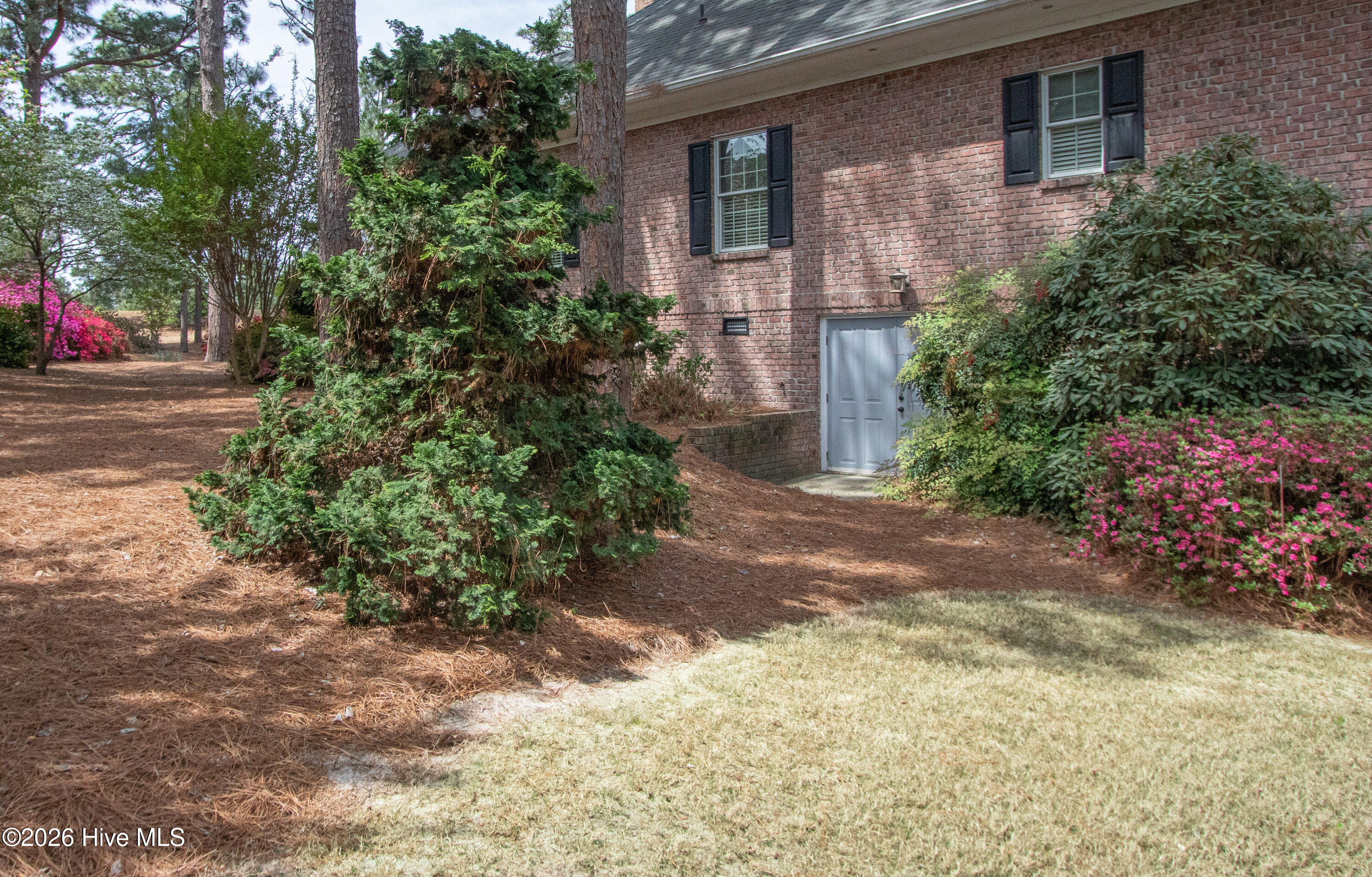 60 Oak Meadow Road Pinehurst, NC 28374 - Photo 49 of 67 Side2