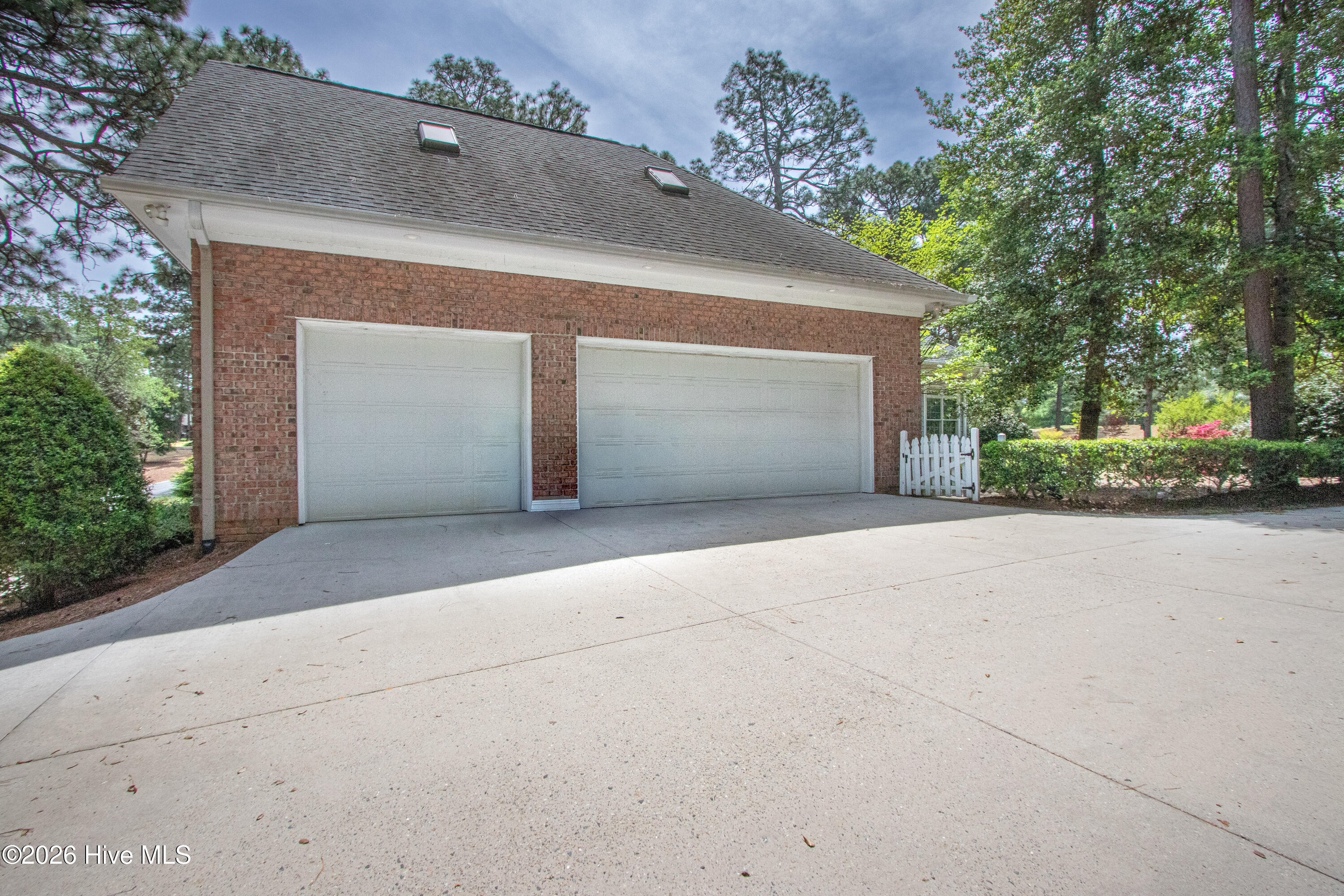 60 Oak Meadow Road Pinehurst, NC 28374 - Photo 63 of 67 GarageExterior