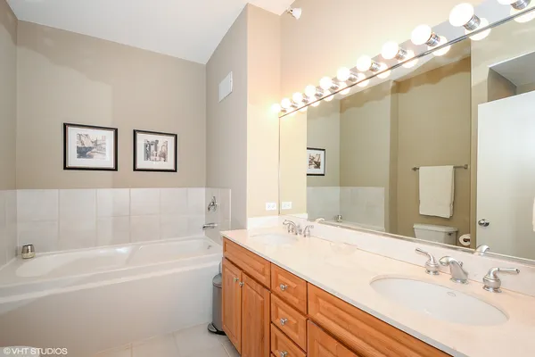 $3,800 | 1200 West Monroe Street, Unit 508, Chicago, IL 60607