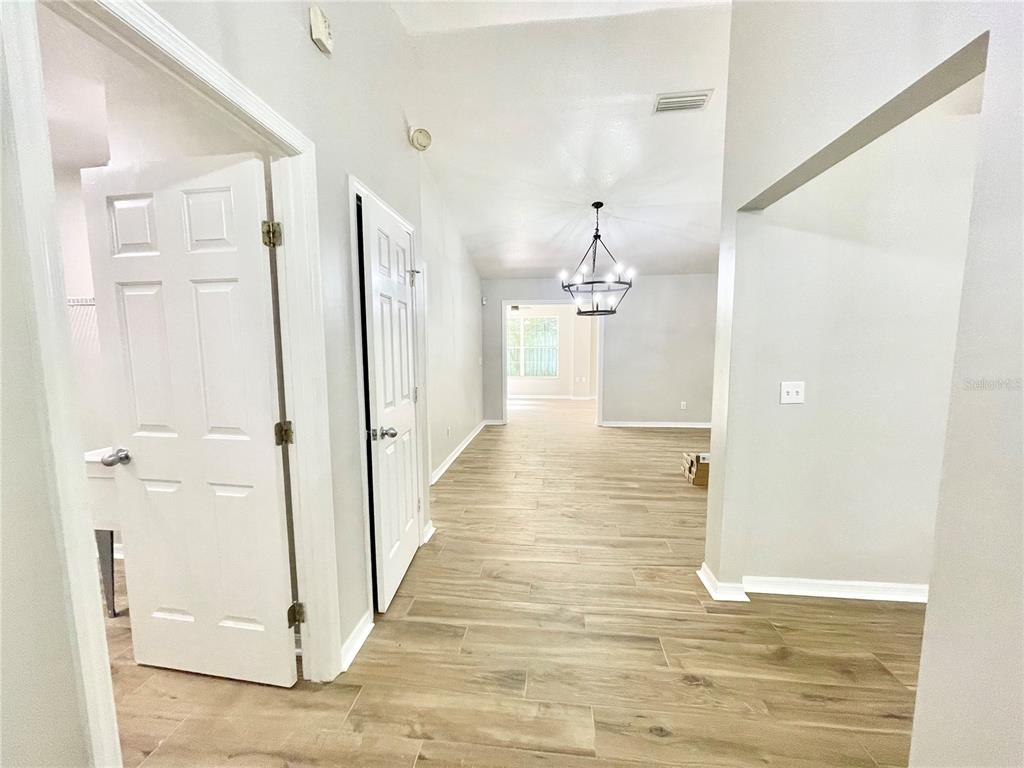 3648 Northwest 7th Place Gainesville, FL 32607 - Photo 7 of 27