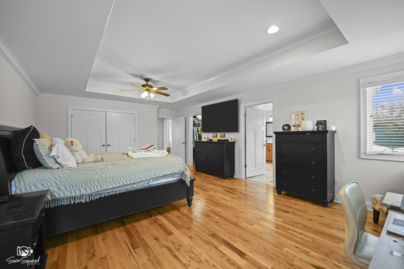32 Largemouth Lane Wilmington, IL 60481 - Photo 28 of 45 a bedroom with a bed and wooden floor