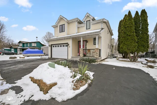 $399,999 | 32 Largemouth Lane, Wilmington, IL 60481
