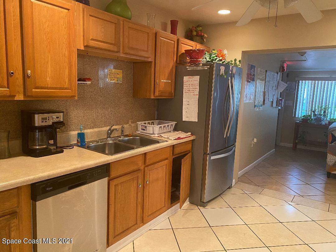 405 Rosedale Drive Satellite Beach, FL 32937 - Photo 7 of 19 kitchen1