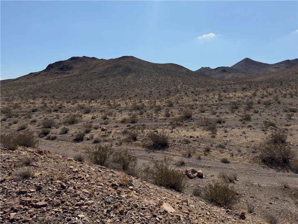 29 Fort Irwin Road Yermo, CA 92398 - Photo 10 of 17 a view of a mountain in the distance