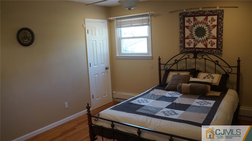 17 Brian Road Edison, NJ 08817 - Photo 14 of 22 Gallery Image 14