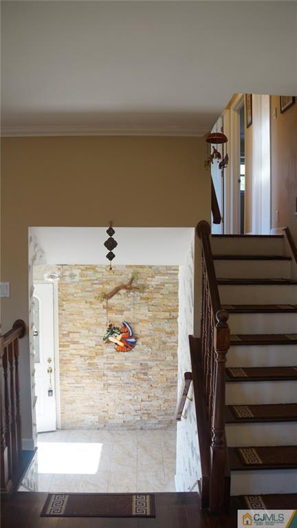 17 Brian Road Edison, NJ 08817 - Photo 10 of 22 Gallery Image 10