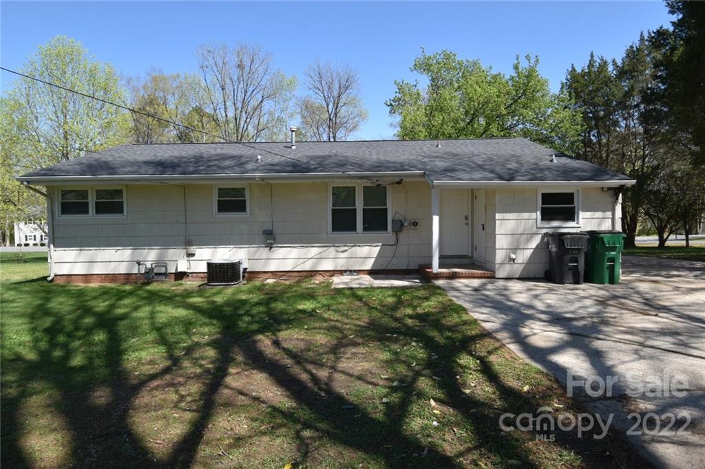 2824 Starnes Road Charlotte, NC 28214 - Photo 3 of 12 Gallery Image 3