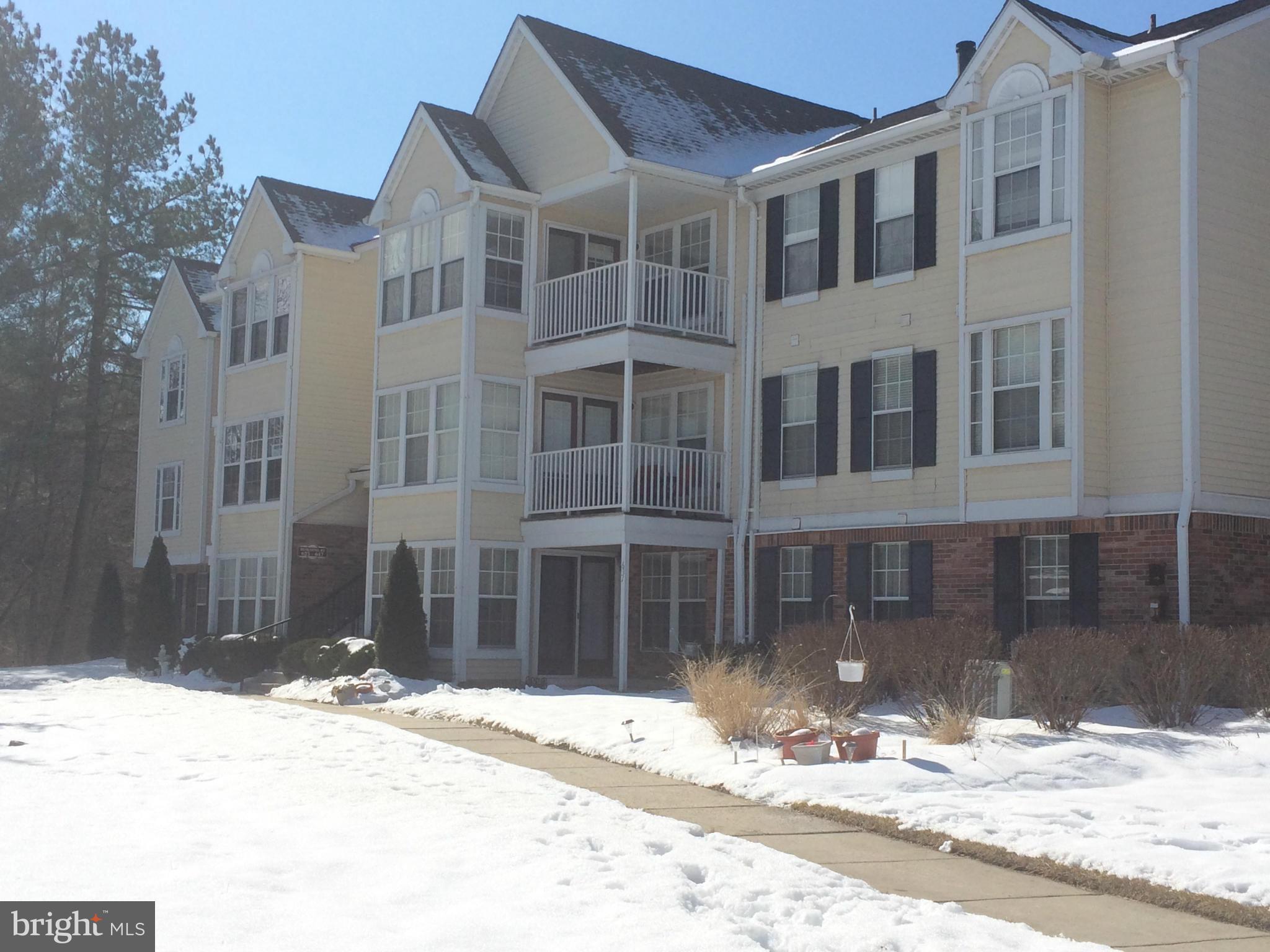 633 Deering Road, Unit 2E Pasadena, MD 21122 - Photo 22 of 22 Exterior