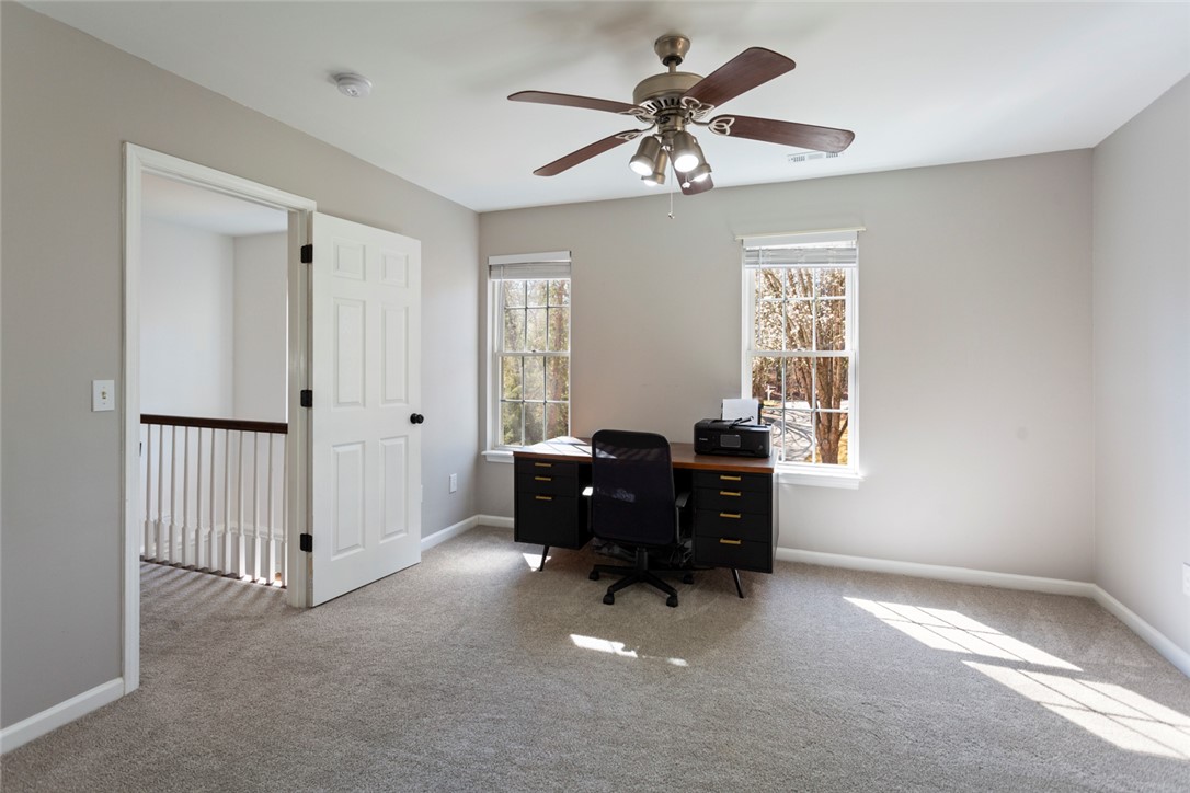 144 Hickory Cove Road Seneca, SC 29672 - Photo 29 of 40 Gallery Image 29
