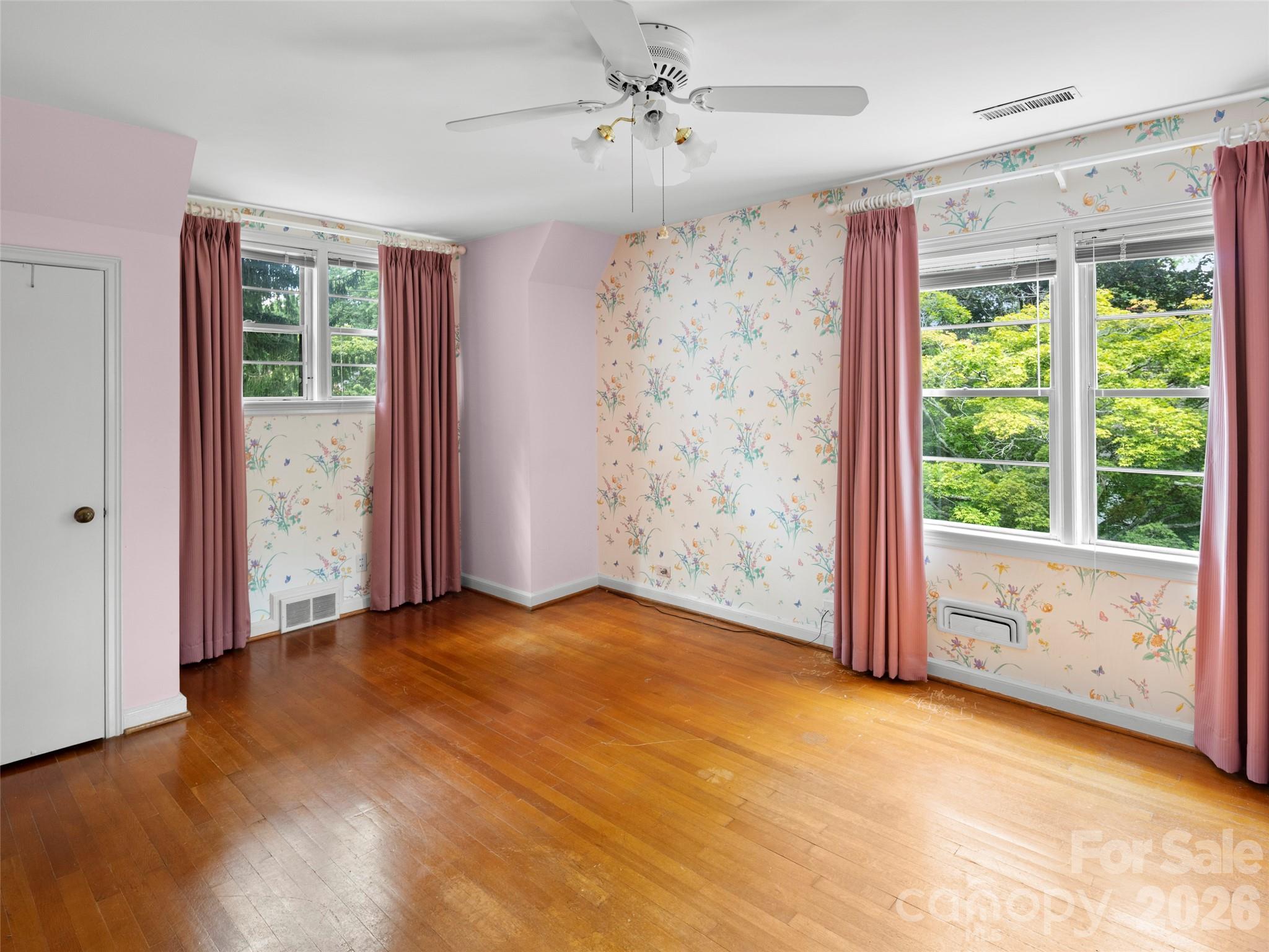 5 Normandy Road Asheville, NC 28803 - Photo 23 of 36