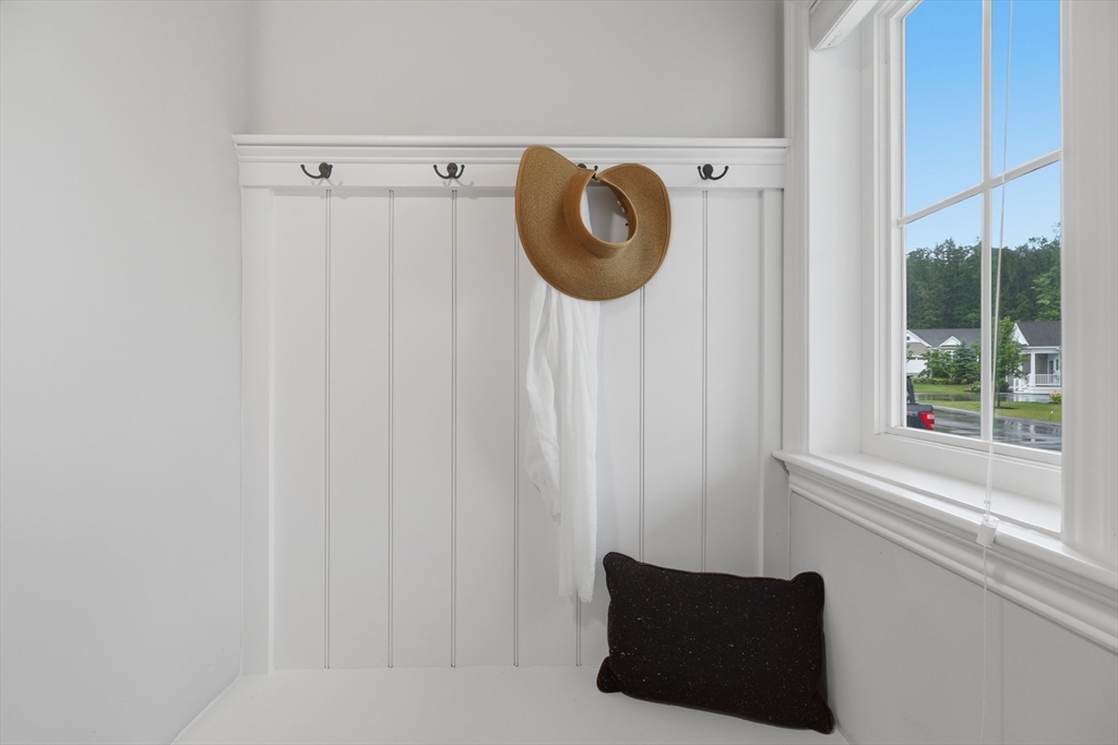 9 Campbell Road, Unit 46 Berlin, MA 01503 - Photo 4 of 30