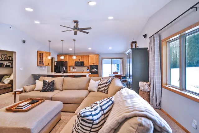 $392,700 | 303 24th Street Northwest, Austin, MN 55912