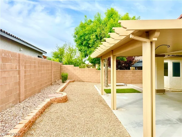 $2,000 | 4953 Monte Penne Way, Pahrump, NV 89061