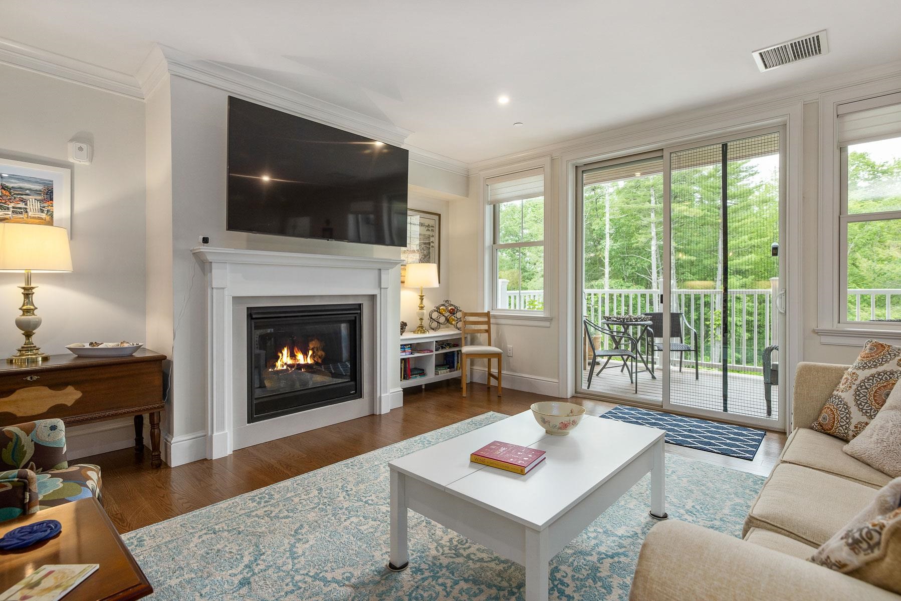 7 Willey Creek Road, Unit 306 Exeter, NH 03833 - Photo 3 of 31