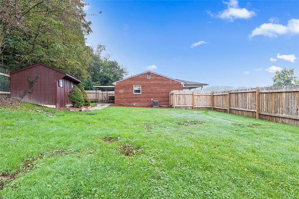 881 Colonial Manor Road Irwin, PA 15642 - Photo 17 of 25