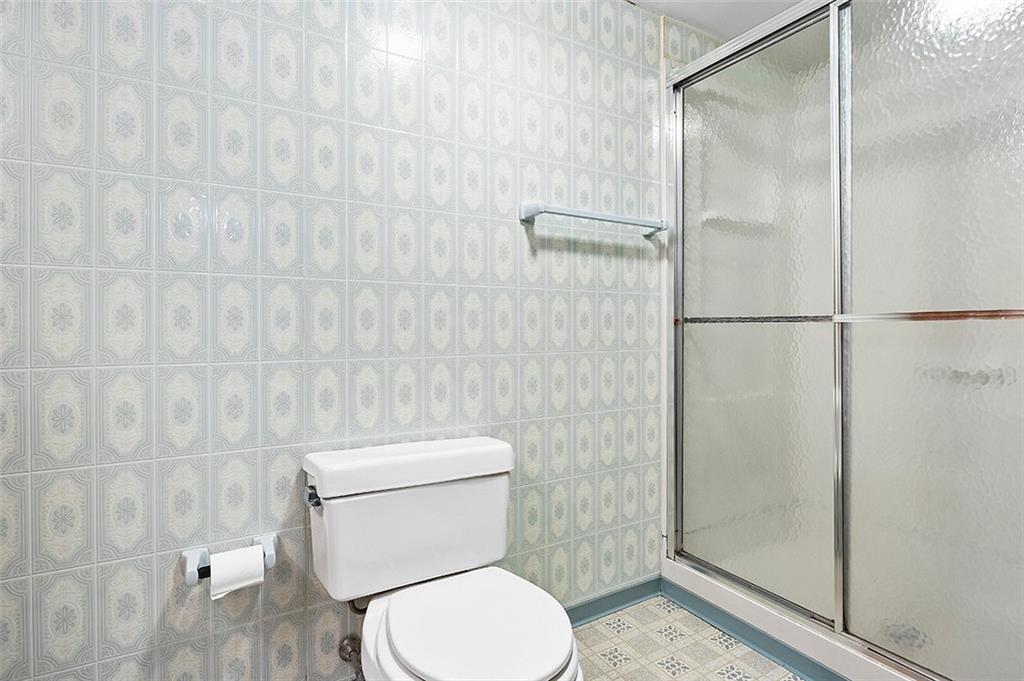 881 Colonial Manor Road Irwin, PA 15642 - Photo 24 of 25