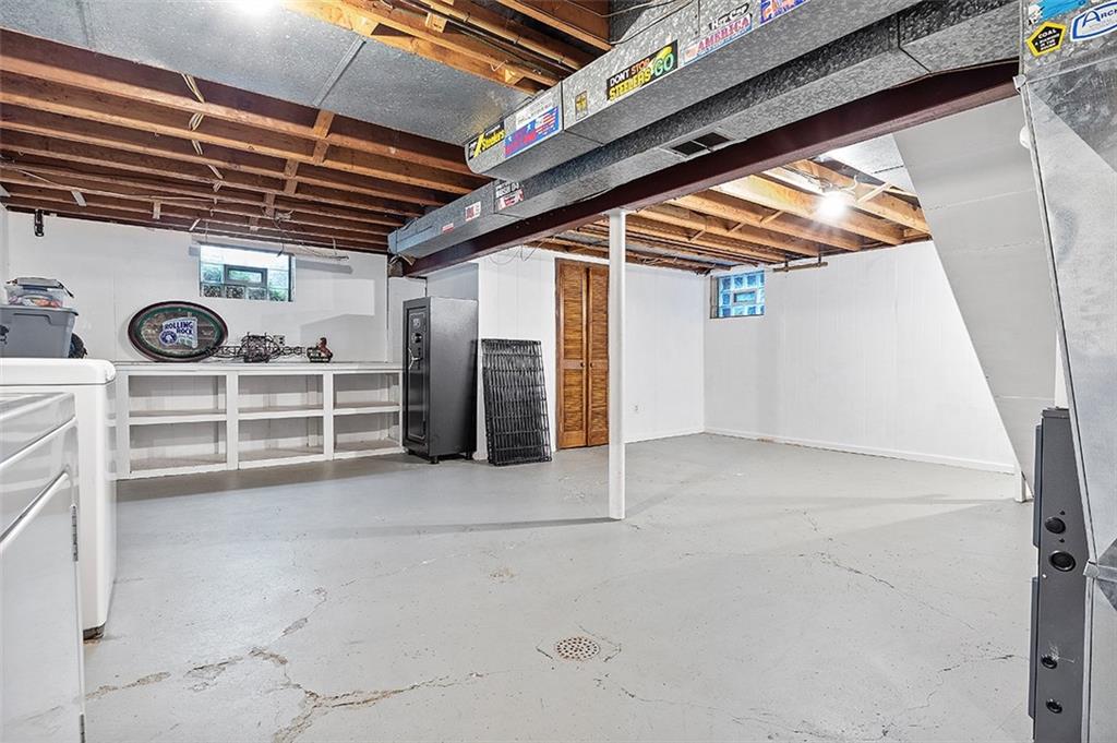 881 Colonial Manor Road Irwin, PA 15642 - Photo 25 of 25