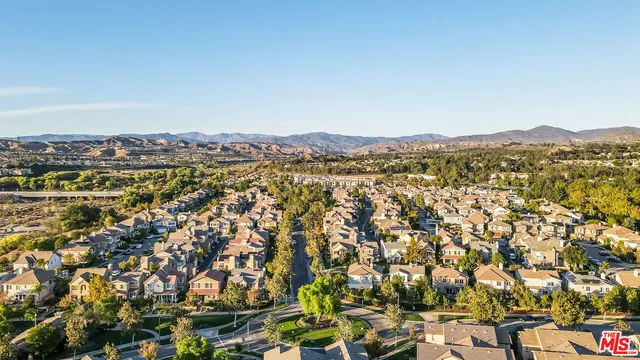 $4,600 | 24040 Dandelion Lane, Valencia, CA 91354