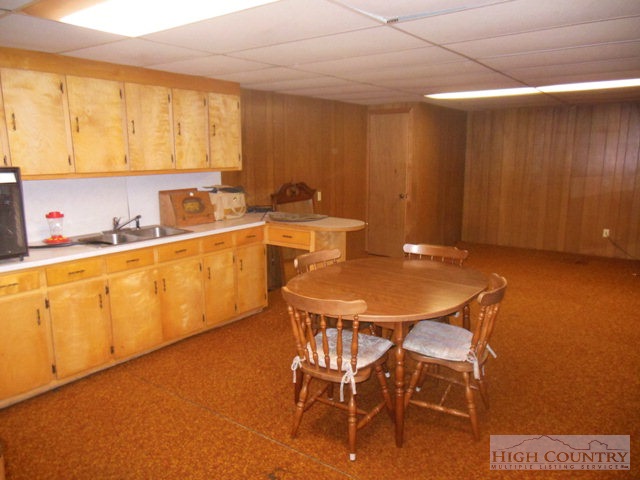 87 Edmonds Road Ennice, NC 28623 - Photo 3 of 16 Gallery Image 3