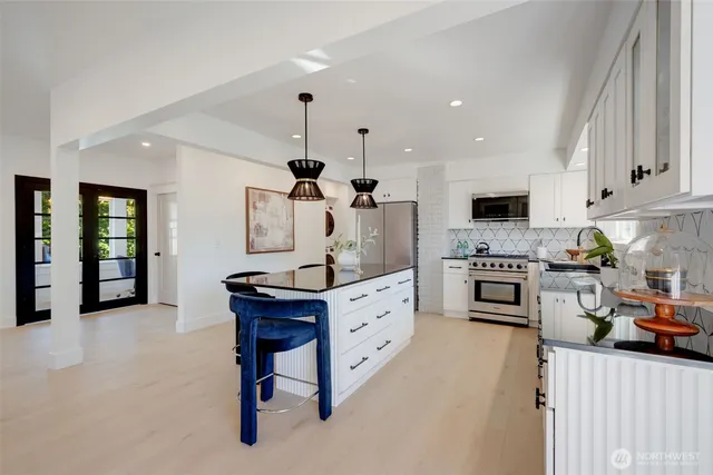 $799,000 | 4205 5th Avenue Northwest, Seattle, WA 98107