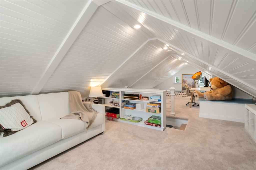 11 Maurice Road Wellesley, MA 02482 - Photo 22 of 29