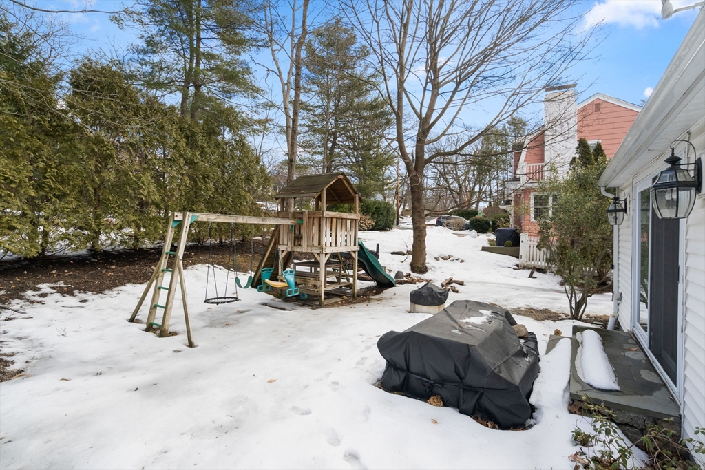 11 Maurice Road Wellesley, MA 02482 - Photo 25 of 29