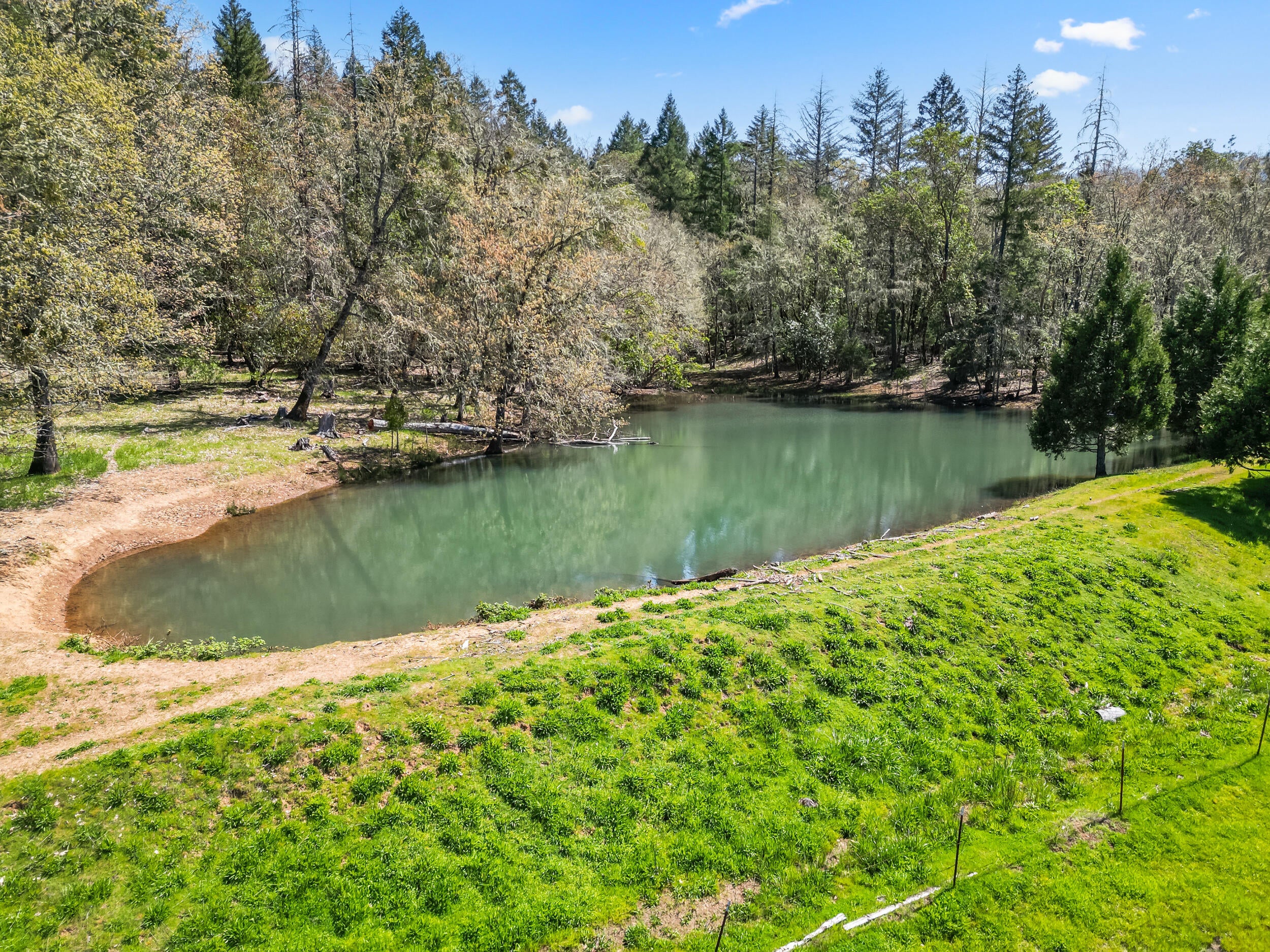 7589 Takilma Road Cave Junction, OR 97523 - Photo 47 of 54 45
