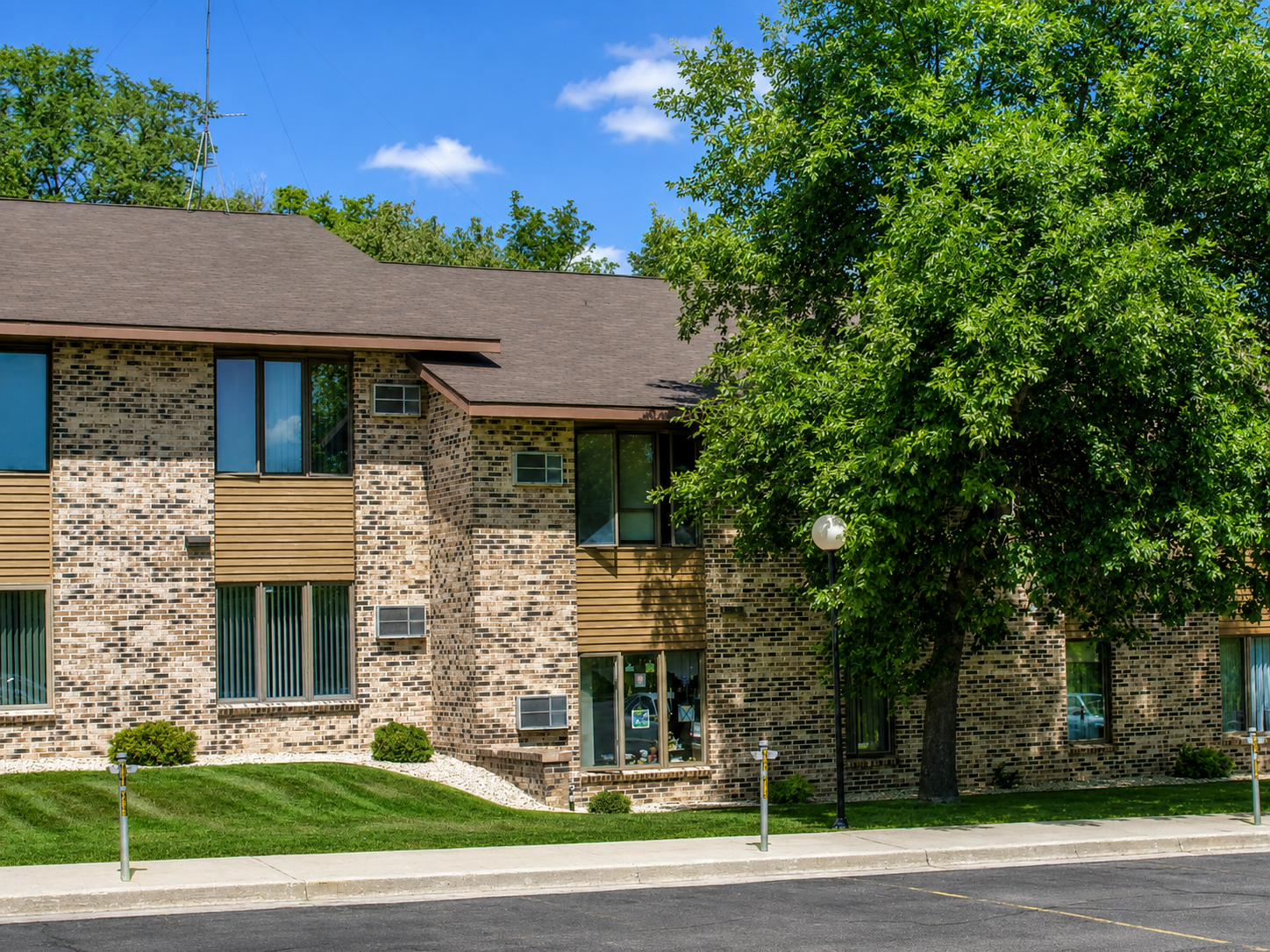 319 Fairgrounds Road, Unit 202 Alexandria, MN 56308 - Photo 10 of 11 Gallery Image 10