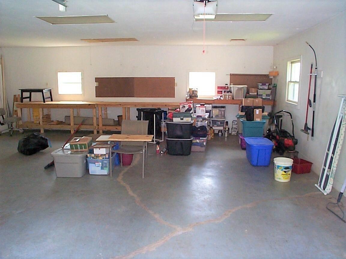 13575 Brown Ridge Road Morehead, KY 40351 - Photo 12 of 37 13575 Brown Ridge Inside Garage