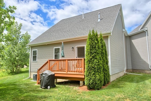 159 Allen Road, Unit 28 Billerica, MA 01821 - Photo 24 of 28 a view of backyard with deck