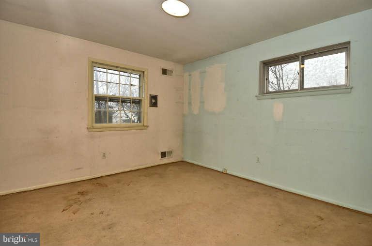 11702 Fulham Street Silver Spring, MD 20902 - Photo 16 of 30 Bedroom 3
