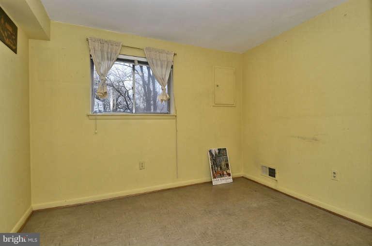 11702 Fulham Street Silver Spring, MD 20902 - Photo 24 of 30 Bedroom 5 View 2