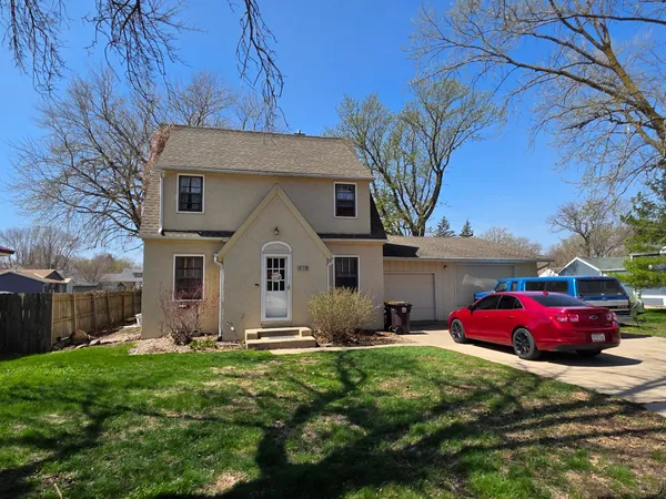 $169,900 | 419 12th Street North, Mountain Lake, MN 56159