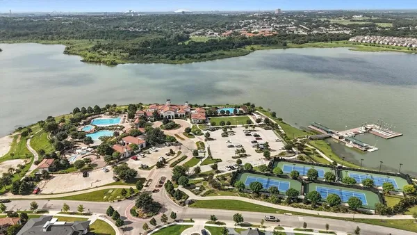 $558,000 | 3709 Island Vista Drive, Arlington, TX 76005