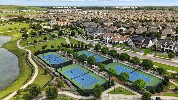 $558,000 | 3709 Island Vista Drive, Arlington, TX 76005