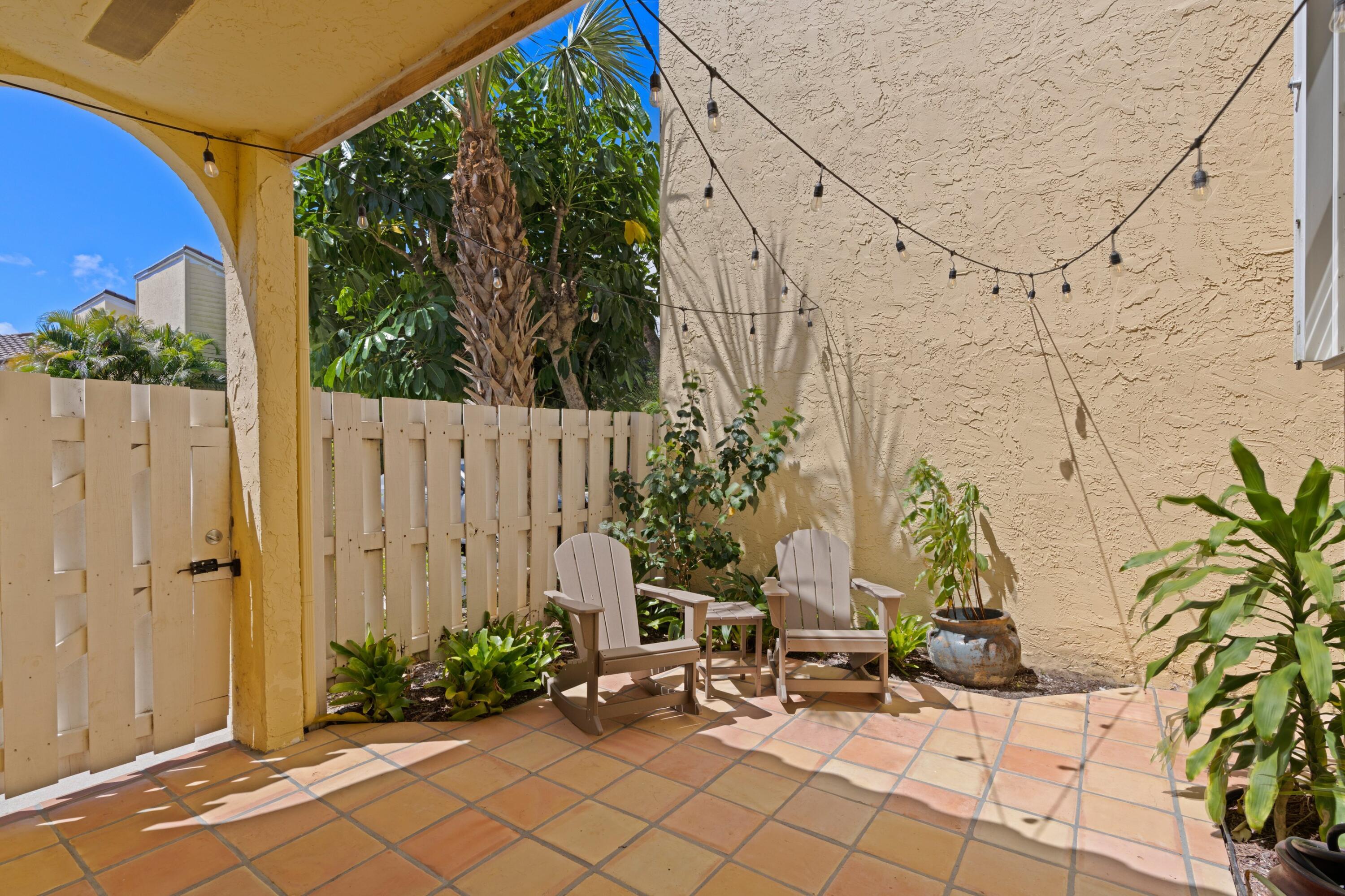 22350 Pineapple Walk Drive Boca Raton, FL 33433 - Photo 3 of 20 DSC07345.jpg-SMALL