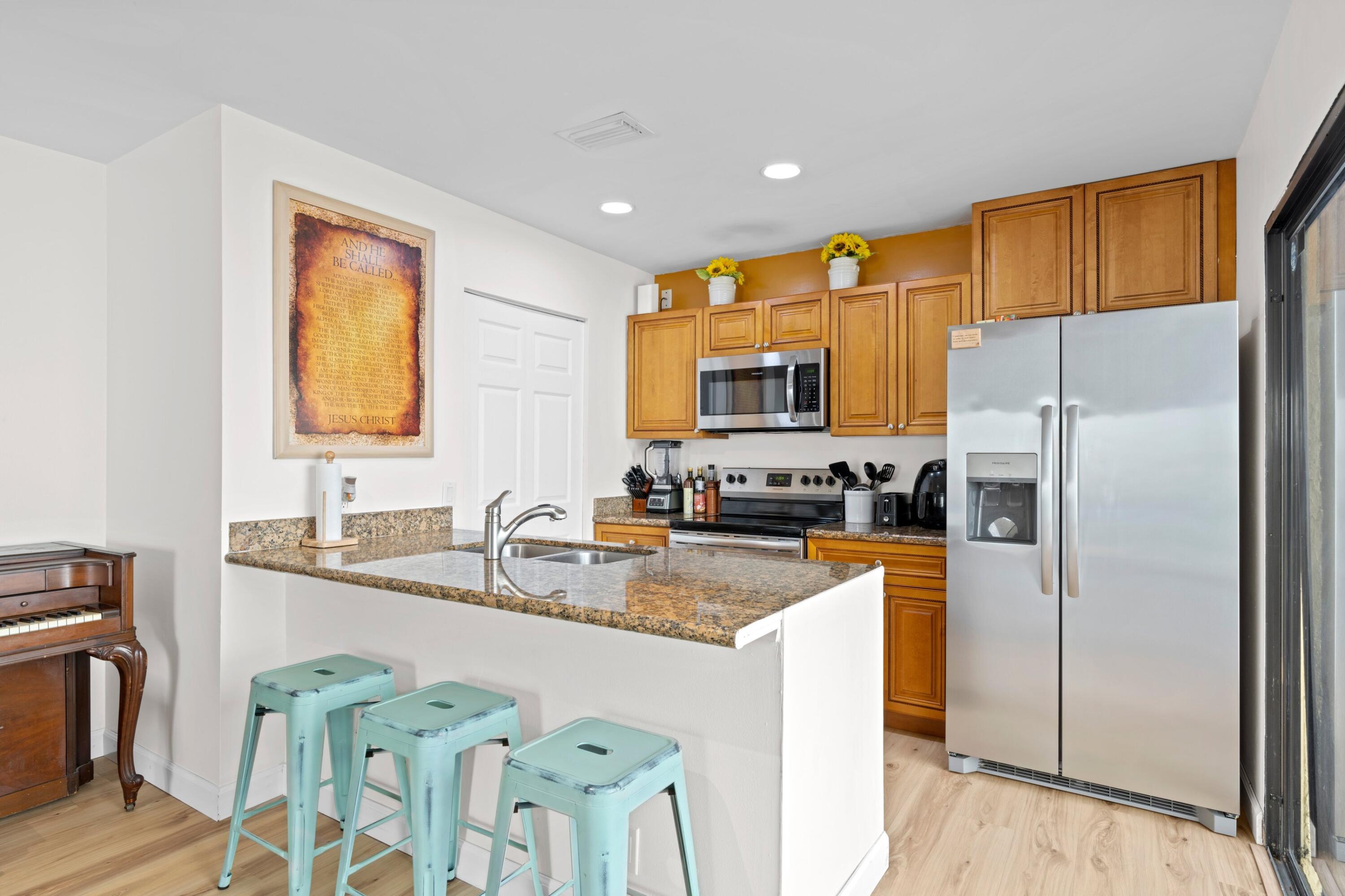 22350 Pineapple Walk Drive Boca Raton, FL 33433 - Photo 4 of 20 DSC07300.jpg-SMALL
