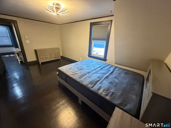 $1,800 | 3 Park Avenue, Bloomfield, CT 06002