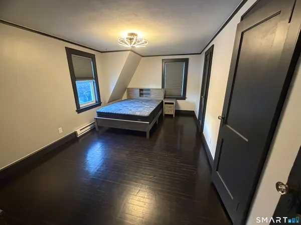 $1,800 | 3 Park Avenue, Bloomfield, CT 06002